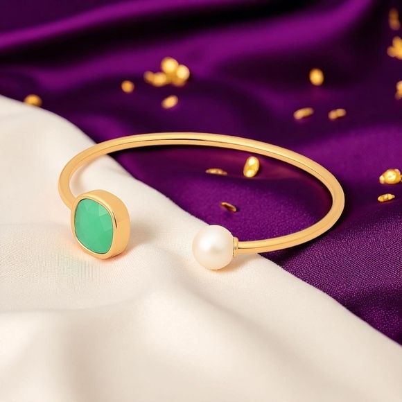 ποΈElegant 18K Gold Plated Stainless Steel Aquamarine Pearl Cuff Bracelet Studs - Picture 1 of 13